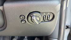 MINI Hatchback 1.5 Cooper Classic 3dr Petrol Hatchback